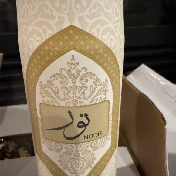 THREE RANDOM - 3 random PUMP air fresh - Picture 10 of 14